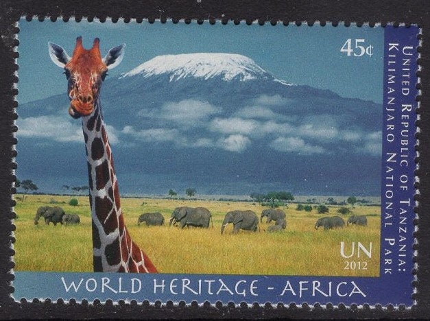 2 WORLD HERITAGE AFRICA Stamps Giraffe Kilimanjaro Old Town Djenne Bright Fresh (valid at United Nation only) Vintage 2012 FreeUSA Ship